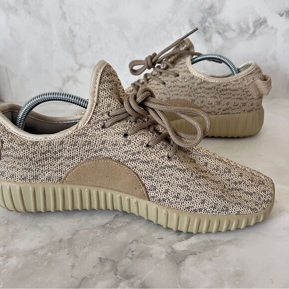 Women’s Oxford Tan Sneakers - Picture 1 of 6
